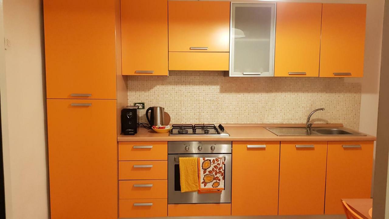 La Casa Di Oliva Apartment Macerata Exterior foto